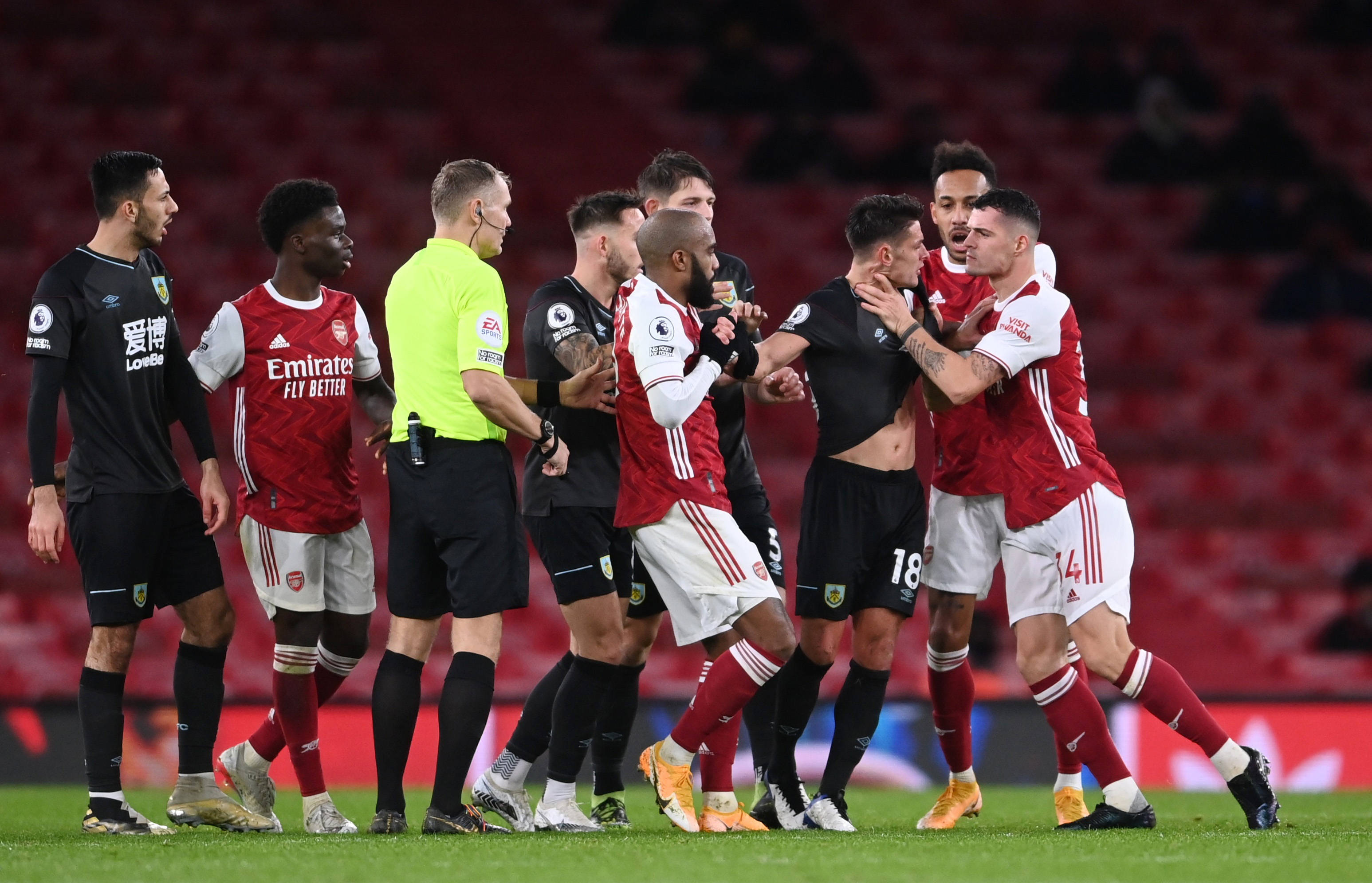 给尤文图斯 给尤文图斯